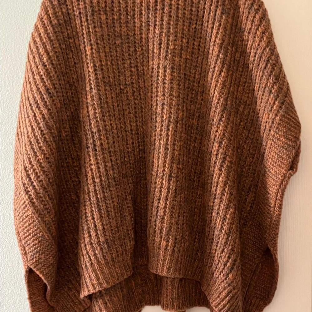 New Without Tags Anthropology Oversized Sweater Poncho - Picture 2 of 4